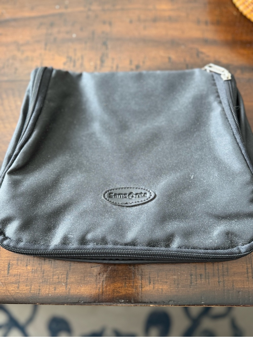 Samsonite Black Men’s Toiletry Travel Bag